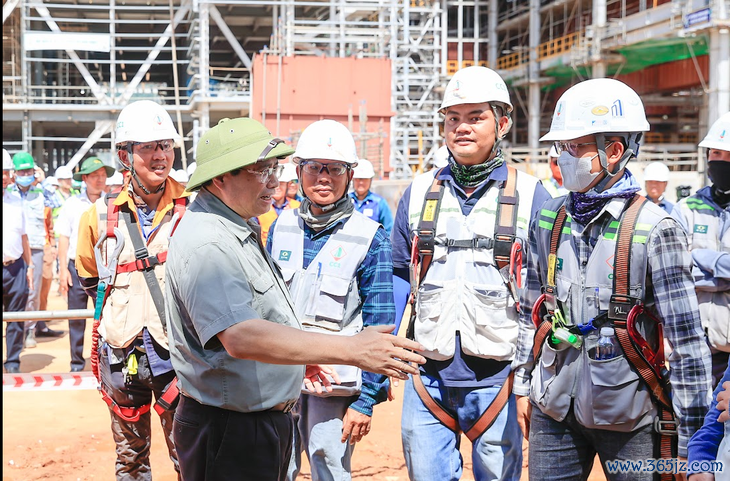 Thủ tướng: Tăng tốc, bứt phá, đưa đất nước vững bước tiến vào Kỷ nguyên vươn mình - Ảnh 2.